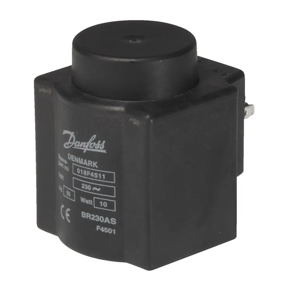 Magnetspule von Danfoss in schwarzem Gehäuse mit Stecker. Auf der Vorderseite befinden sich technische Angaben, einschließlich Spannung und Wattzahl.